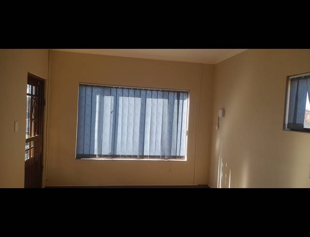 65M² OFFICE TO LET IN KENLEAF
